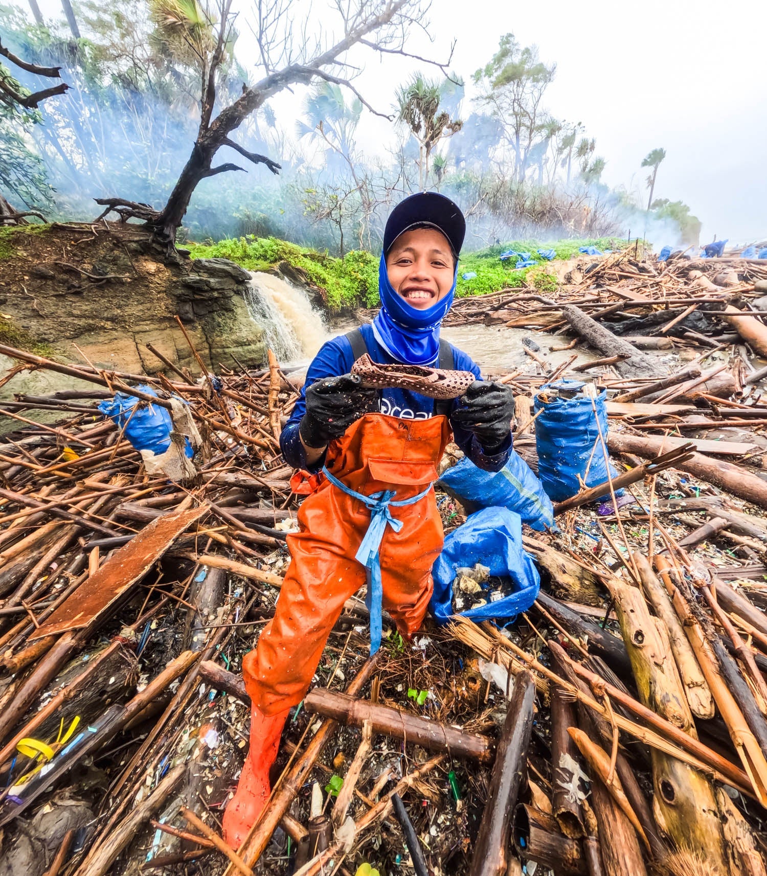 Pancur Beach Cleanup Supported by Coral Club