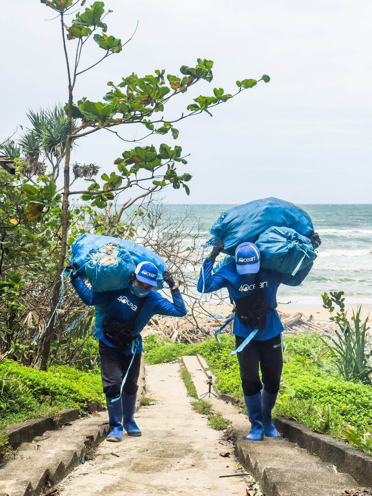 Two Teams, One Action at Pancur Beach Supported by GoodVibes Juice Co.