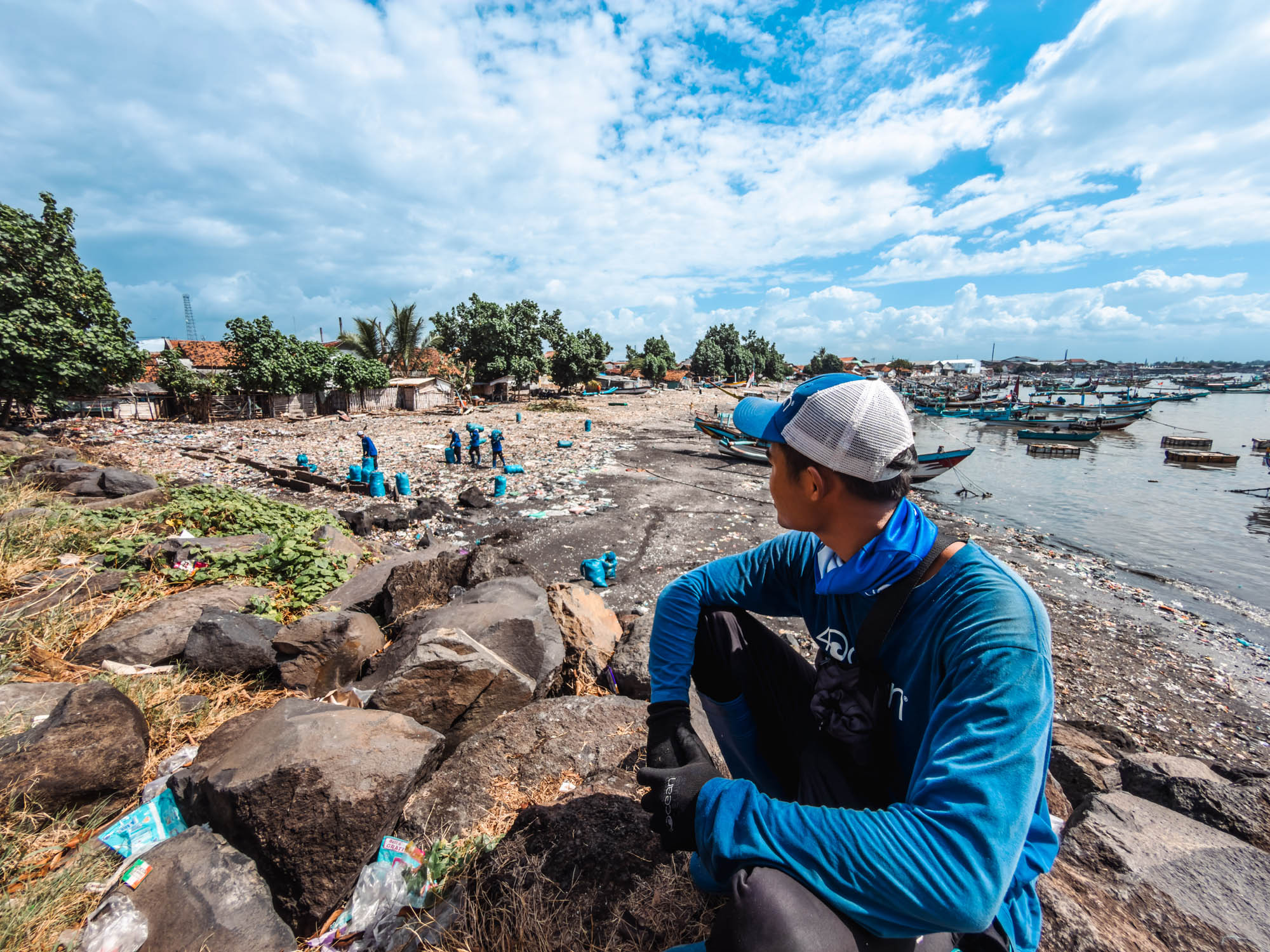 Returning to Muncar Beach, One Cleanup at a Time