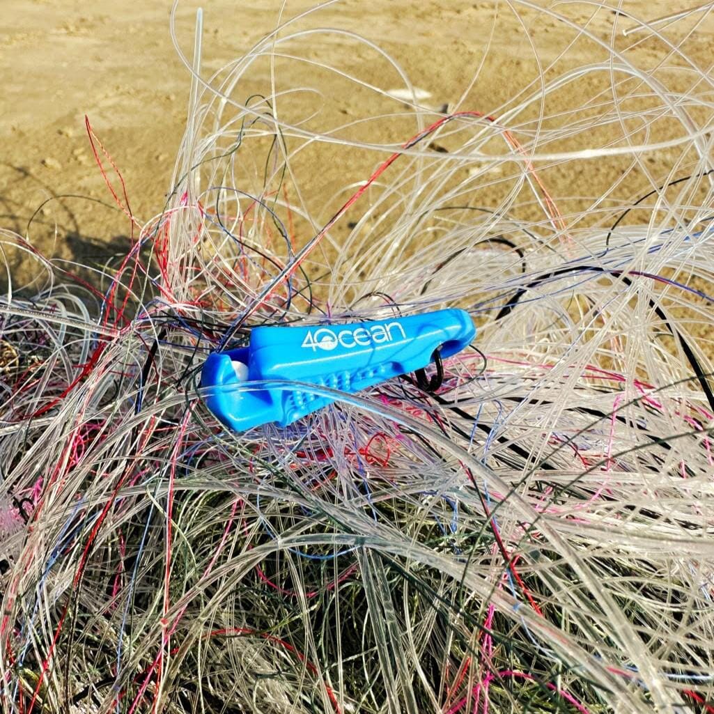 Line Cutterz x 4ocean Conservation Blue Fishing Line Cutting Zipper Pull