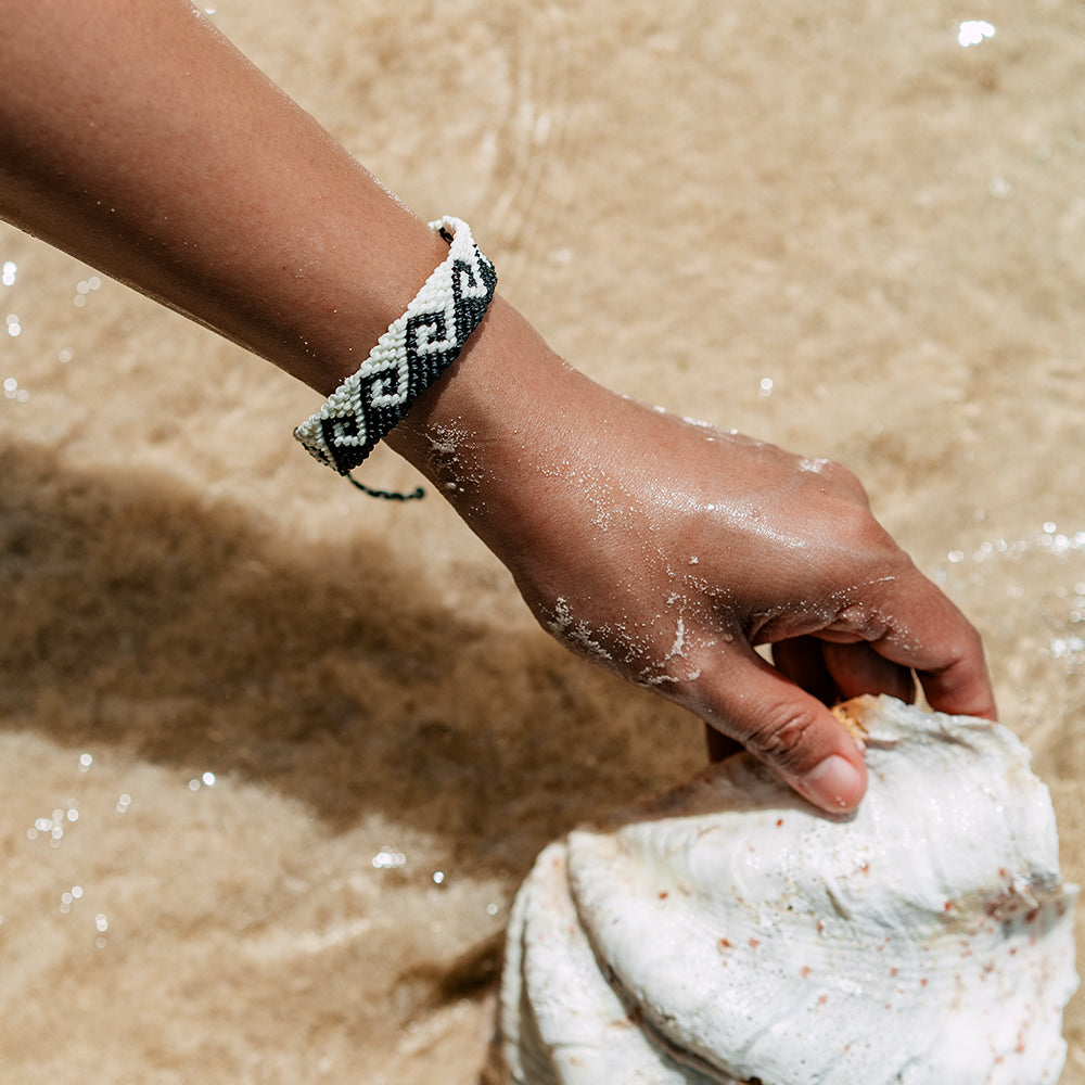 Glow-in-the-Dark Deep Sea Wave Bracelet