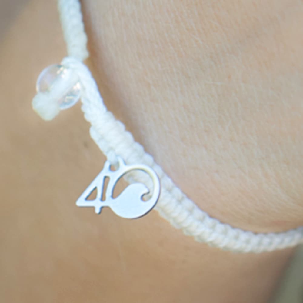 4ocean Polar Bear Braided Bracelet Close-up