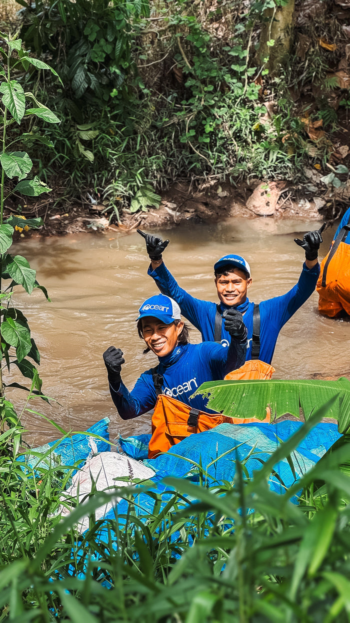 Blocked Sumberjo River: 4ocean Team’s Solution to Handle Plastic Pollution