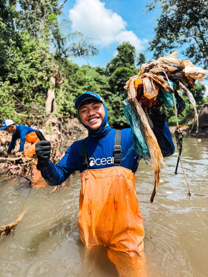 Protecting Rivers, Saving Ocean: 4ocean Java’s Real Action in Rogojampi