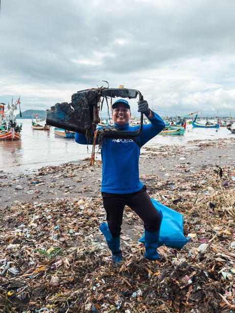 VeChain Backs 4ocean Java’s Rapid Satelit Beach Flood Cleanup