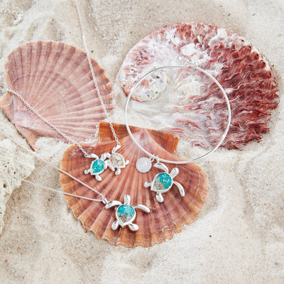 4ocean x Dune Sea Turtle Bangle