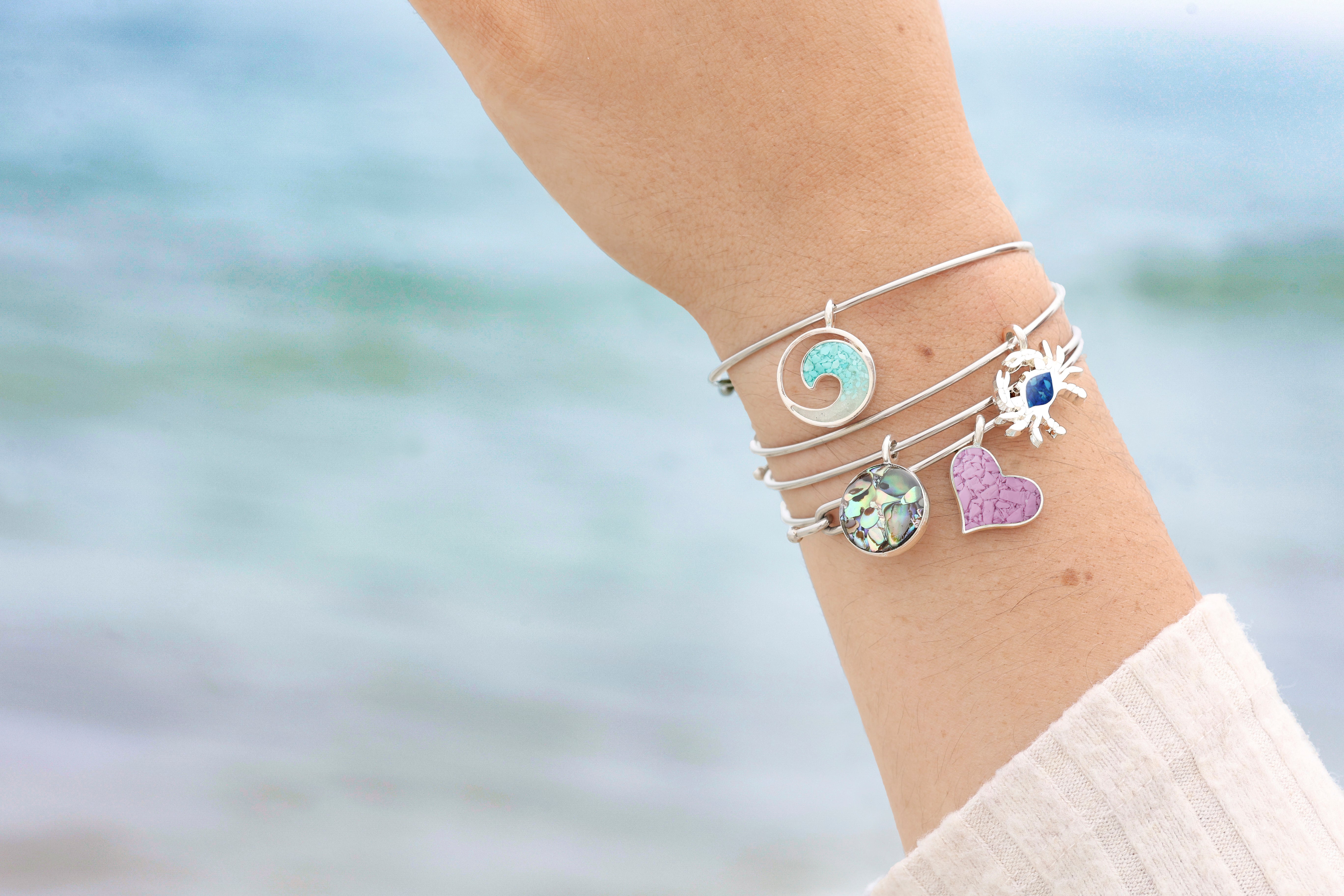 Dune x 4ocean Beach Bangle - Pink Heart
