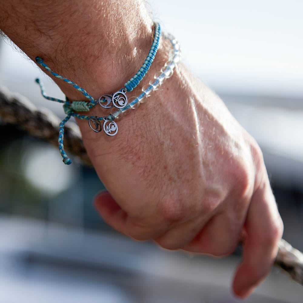 2023 Dolphin Bracelet | 4ocean Bracelet of the Month