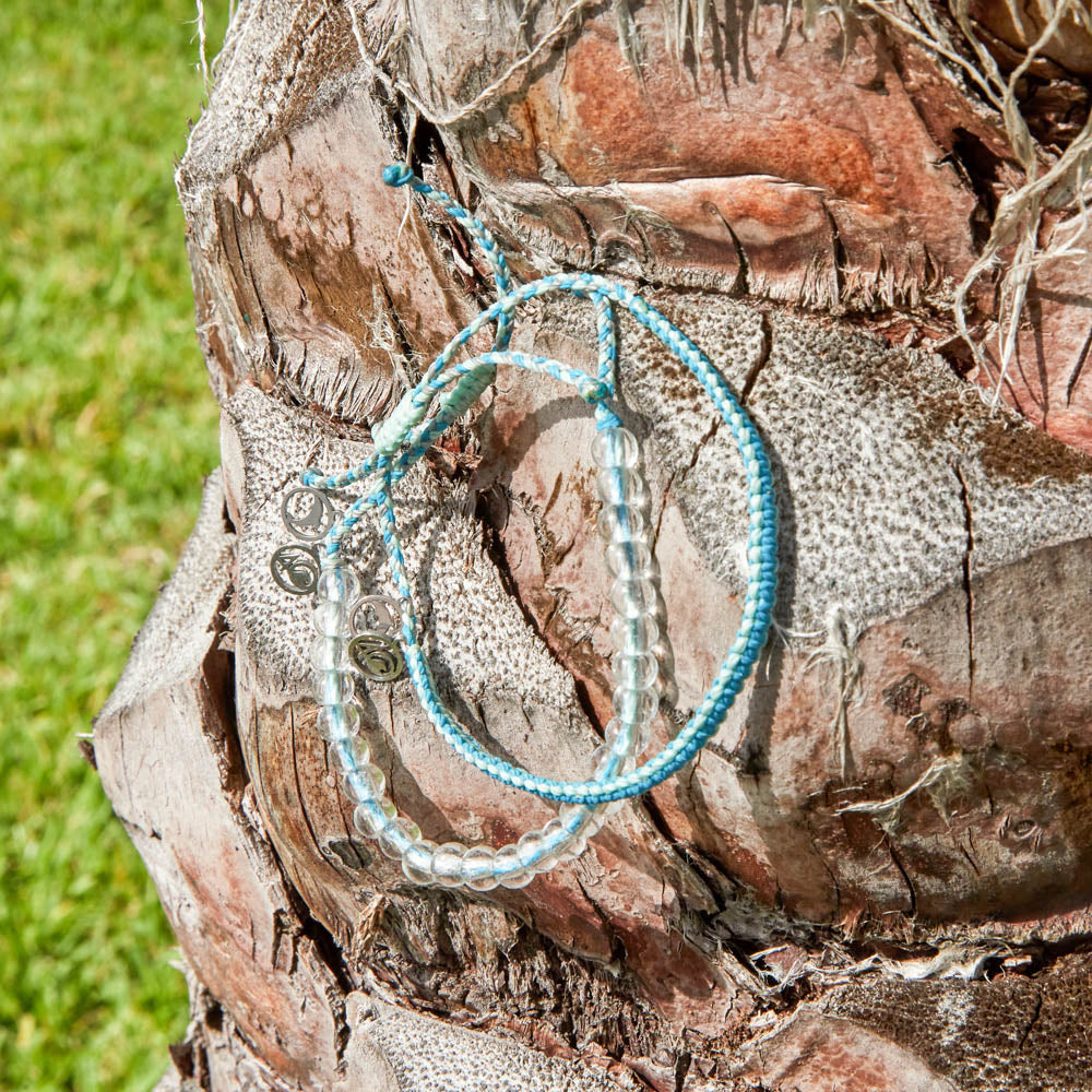 2023 Dolphin Bracelet | 4ocean Bracelet of the Month