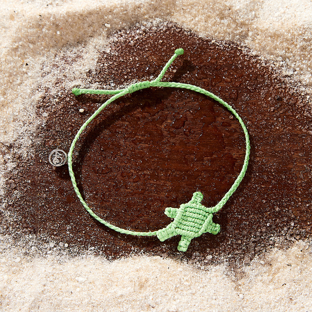 Sea Turtle Macrame Bracelets | 4ocean Bracelets Lime | 4ocean